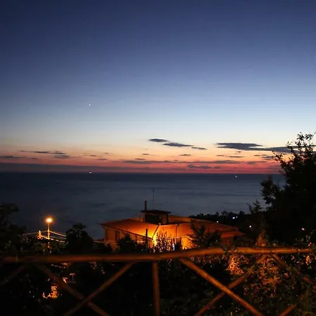 Donna Giulia Apartamento Caprioli